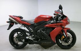 YAMAHA YZF-R1 Fi 2004 RN13