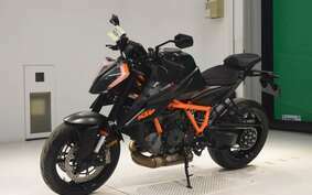 KTM 1290 SUPER DUKE R 2021