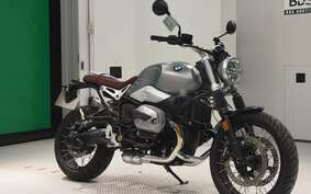 BMW R NINE T SCRAMBLER 2021