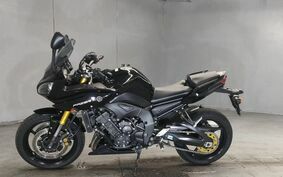 YAMAHA FAZER FZ8 2013 RN25