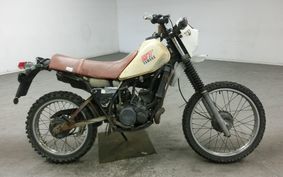 YAMAHA DT125 17F