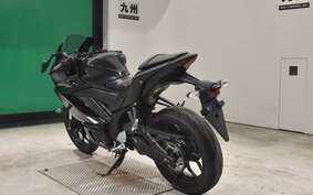 YAMAHA YZF-R3 2021 RH13J