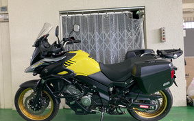 SUZUKI DL650 ( V-Strom 650 ) ABS 2017 C733A