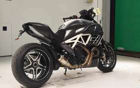 DUCATI DIAVEL AMG 2012