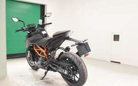 KTM 390 DUKE 2024