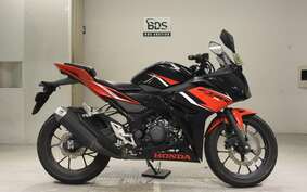 HONDA CBR150R