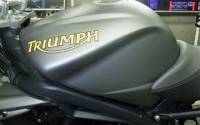 TRIUMPH STREET TRIPLE R 2011