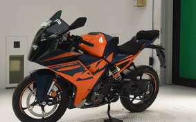 KTM 390 RC 2023 JYJ40