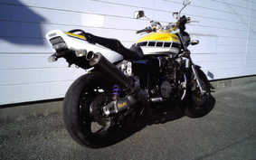 YAMAHA XJR1200 1994 4KG