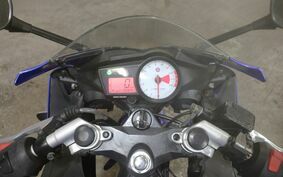 YAMAHA YZF-R125 RE06