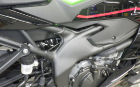 KAWASAKI ZX-25R ZX250E