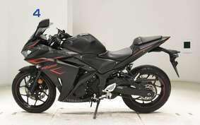 YAMAHA YZF-R25 A RG10J