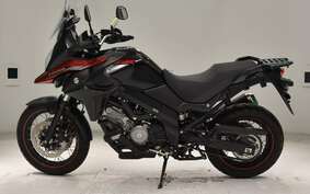 SUZUKI DL650 ( V-Strom 650 ) 2021 C733A