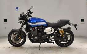 YAMAHA XJR1300 C 2015 RP19