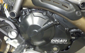 DUCATI HYPERSTRADA 820 2014