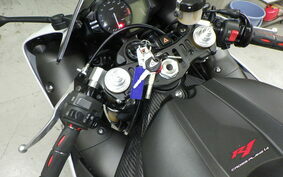 YAMAHA YZF-R1 2014 RN24J