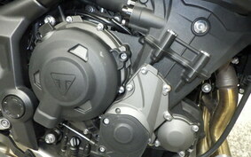 TRIUMPH TRIDENT 660 2022