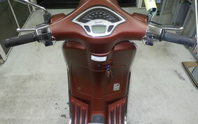 VESPA PRIMAVERA125