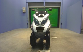 PIAGGIO MP3 250