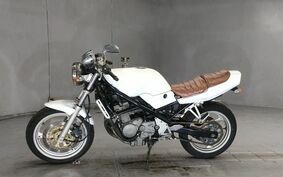 SUZUKI BANDIT 250 GJ74A