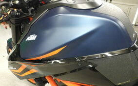 KTM 1290 SUPER DUKE R EVO 2022 V3940