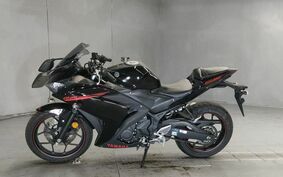 YAMAHA YZF-R25 RG10J