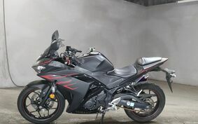 YAMAHA YZF-R25 RG10J