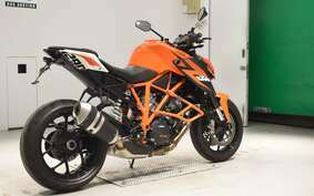 KTM 1290 SUPER DUKE R 2017 V3940