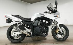 YAMAHA FZ400 1997 4YR