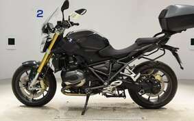 BMW R1200R 2015 0A04