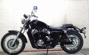 HONDA VT400S 2013 NC46