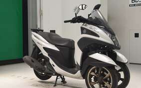 YAMAHA TRICITY 125 SE82J