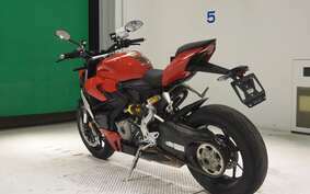 DUCATI STREETFIGHTER V2 2022