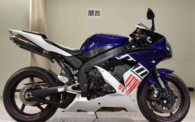 YAMAHA YZF-R1 2005 RN13