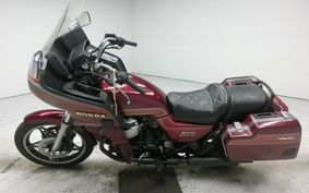 HONDA GL 700 WING INTERSTATE 1985 RC10