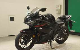 YAMAHA YZF-R25 RG10J