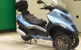 PIAGGIO MP3 250