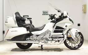 HONDA GL 1800 GOLD WING 2011 SC68