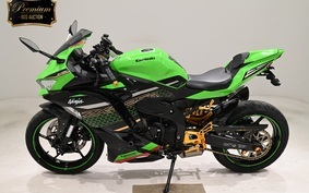 KAWASAKI ZX-25R ZX250E