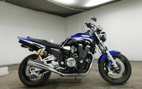 YAMAHA XJR1300 2002 RP03J