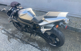 YAMAHA YZF-R1 2004 RN09