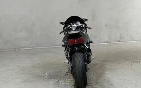 YAMAHA YZF-R1 2003 RN10E