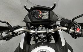 SUZUKI DL650 ( V-Strom 650 ) XT 2020 C733A