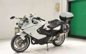 BMW F800GT 2013