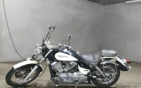 YAMAHA DRAGSTAR 250 VG02J