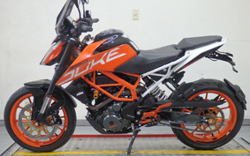 KTM 390 DUKE 2017 JPJ40