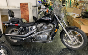 HONDA SHADOW 1100 1995 SC18