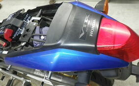 HONDA VTR 250 Gen. 2 MC33