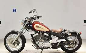 YAMAHA VIRAGO 250 3DM