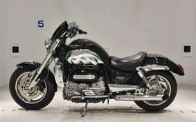 TRIUMPH ROCKET III 2005